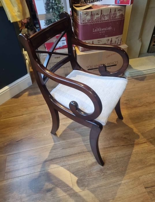 Masa lemn masiv + 6 scaune