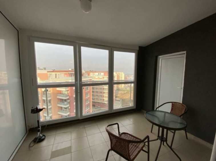 Двустаен апартамент в София-Полигона