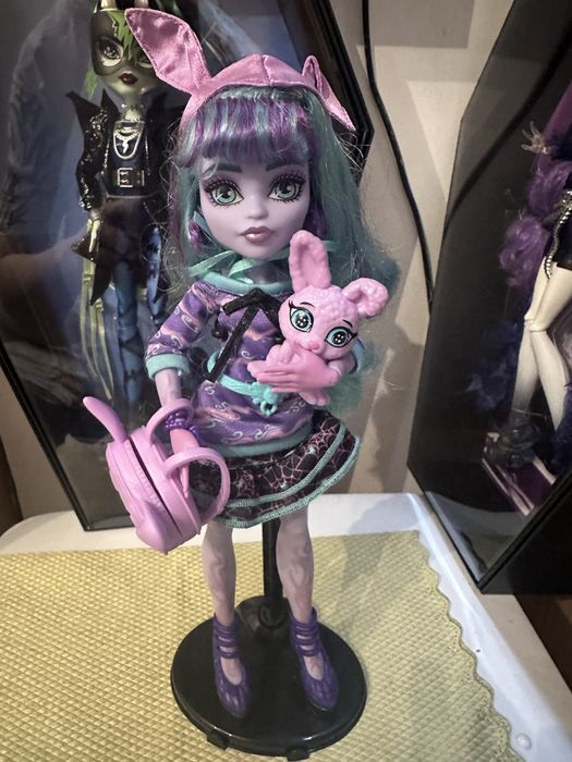 Продам куклу монстр хай !