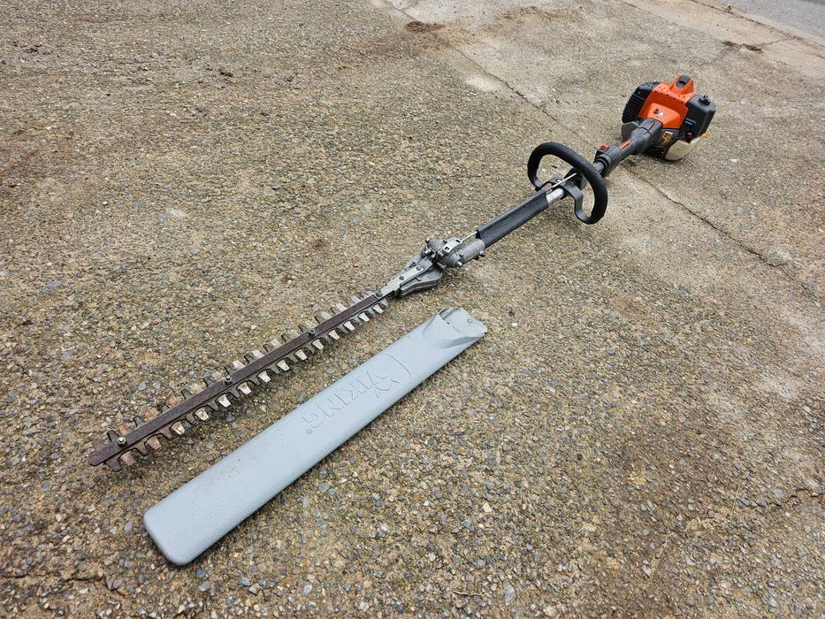 Храсторез HUSQVARNA 327 HE3. Ножица за Жив Плет.