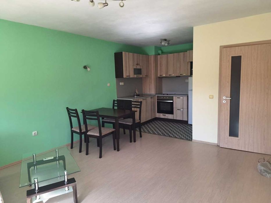 Дава се под наем Двустаен апартамент в София, Люлин 10 - 80 кв.м за 561 € - Снимка #2