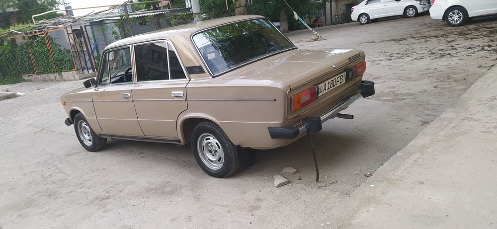 Vaz 2106 gazi bor srochna sotiladi