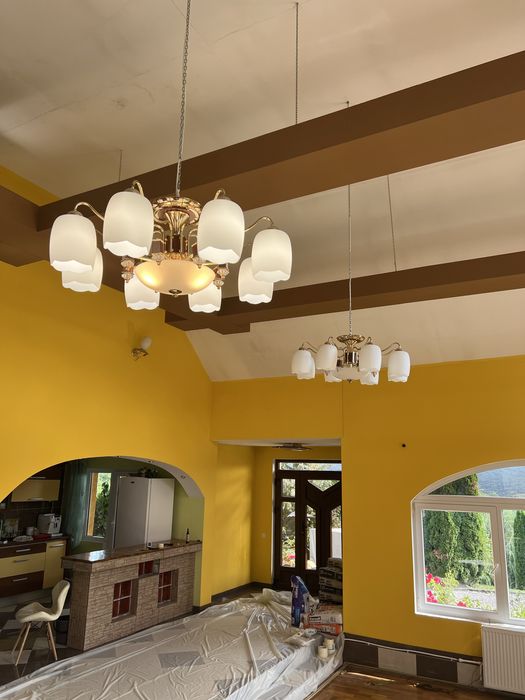 2 candelabre plus 2 aplici