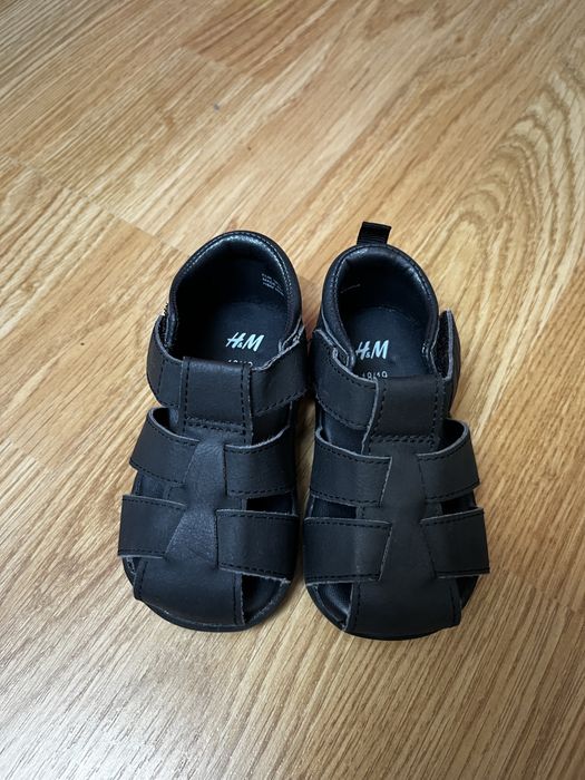 Sandale bebe marime 18/19