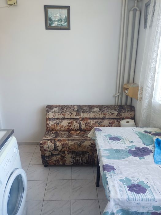 Дава се под наем Тристаен апартамент в Габрово, Долни Бакойци - 78 кв.м за 45900 € - Снимка #3