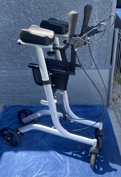 Scaun caruț pliabil rolator medical