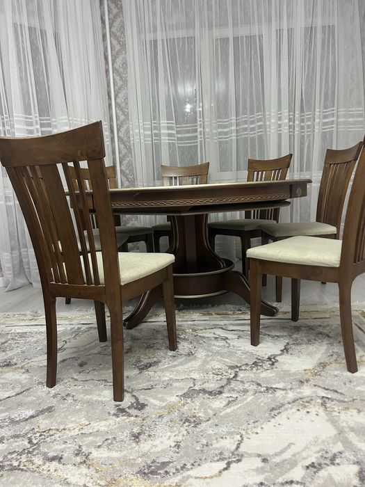 Продам стол и стулья