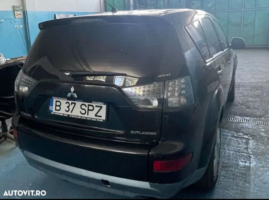 Mitsubishi Outlander 2 0 DI D 4X4