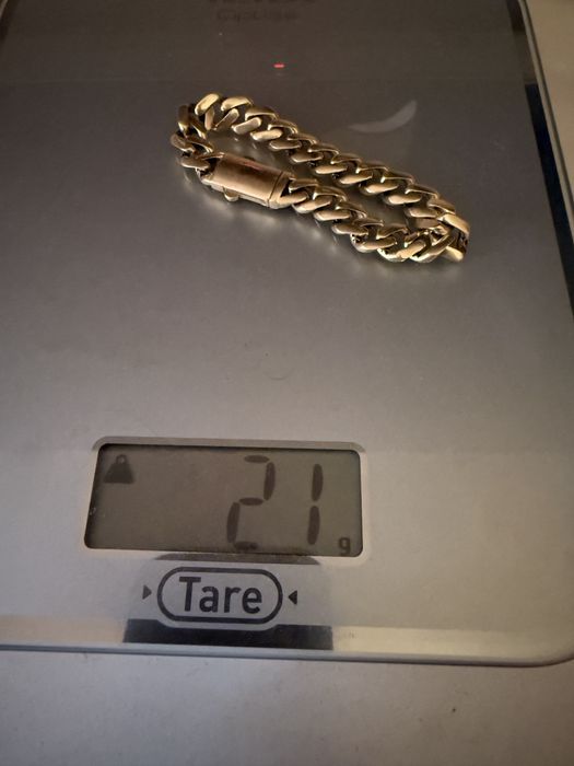 Bratara cuban cubaneza aur 14 karate 21 gr.Lungime 19 cm.Pret 8000 lei