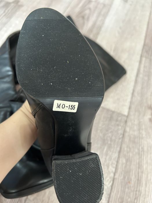 Продам зимние сапоги