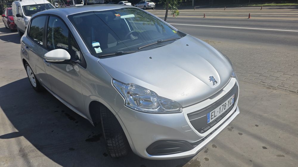 Peugeot 208 ,2017,1.2 benzina
