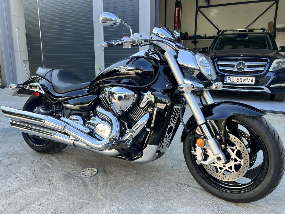 Suzuki intruder m109r