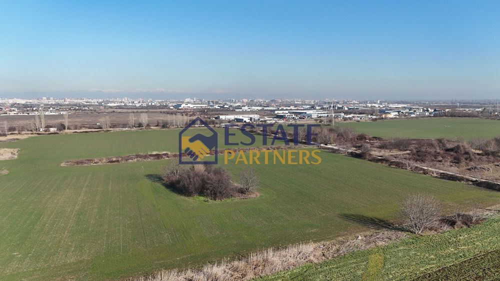 Парцел в Пловдив-Индустриална зона - Юг площ 20750 цена 1535000