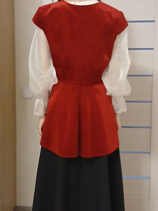 Камзол женский 46р