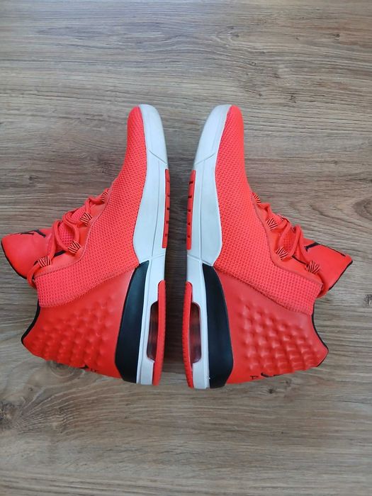 ригинални маратонки Jordan Academy "Infrared 23" – Номер 41-26 см
