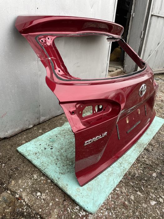 Заден капак багажник за Toyota Corolla Cross Тойота Корола Крос 2022г-