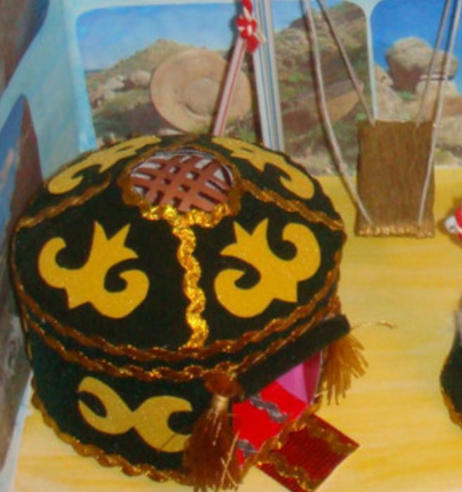 Поделки и рисунки,макеты