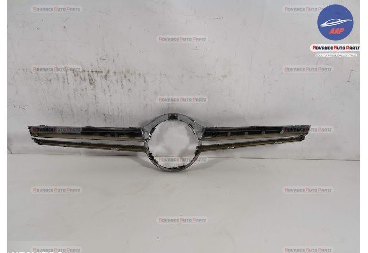 Орнамент Централна Решетка Радиатор оригинален Мерцедес-Бенц / Mercede