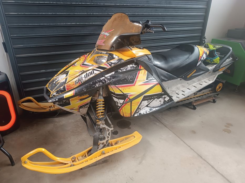 Моторна Шейна Ski-Doo Summit 800