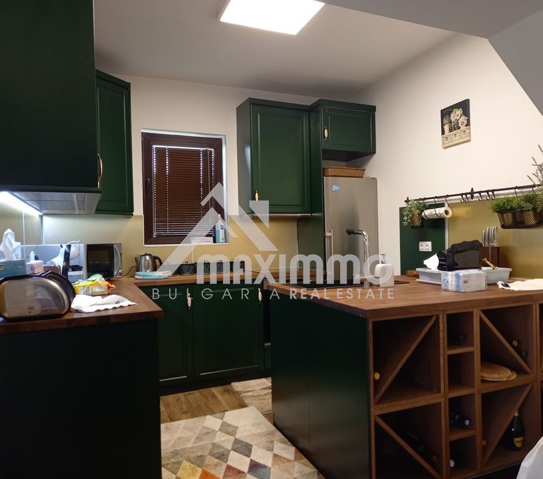 Двуетажна Къща С Басейн! В Тоскански Стил! Четири Паркоместа! Екологи