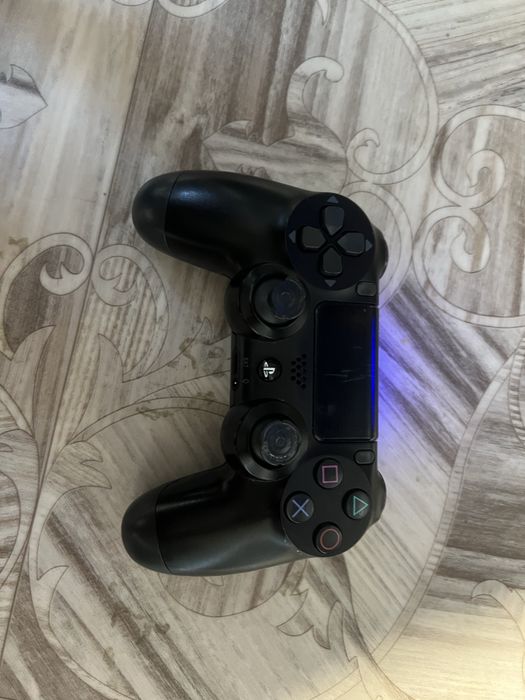 Продам PS4 или обмен на айфон