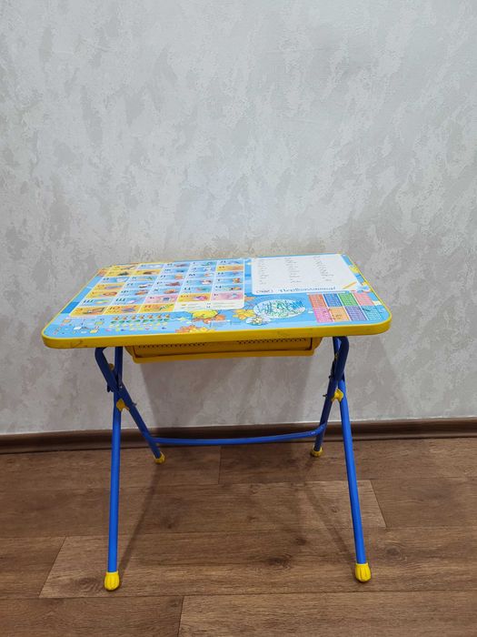 Продам складной стол/столик