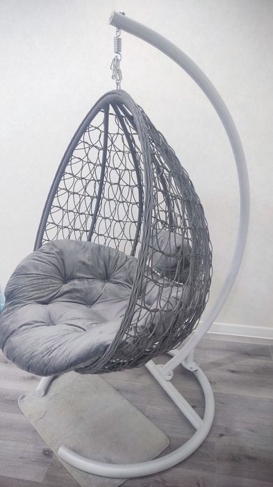 Кресло-кокон в отличном состоянии