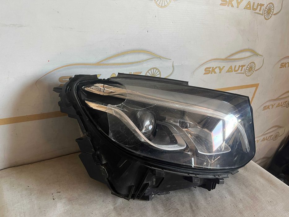 Far dreapta full led Mercedes GLC dupa 2015 cod A2539065201 avariat