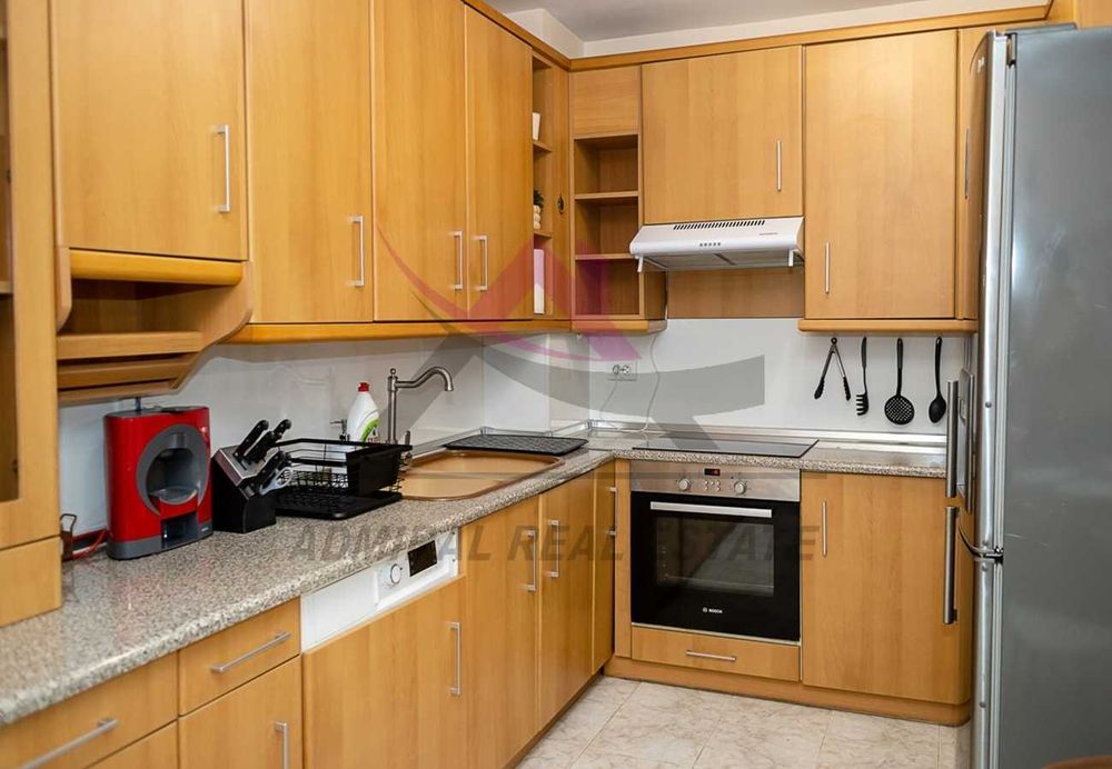 Дава се под наем Двустаен апартамент в Варна, Базар Левски - 53 кв.м за 650 € - Снимка #1