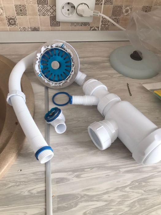 Услуги сантехника все виды работ.