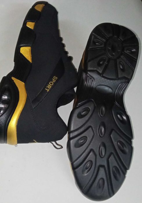 Мъжки спортни обувки