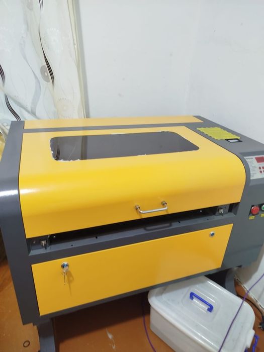 Лазерный станок для резки и гравировки