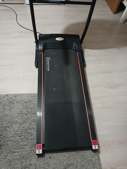 Vând banda de alergat