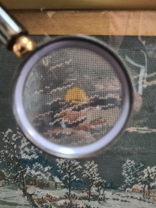 Гоблен "Лунна Зима"
Размери 50×42см.
Разглед