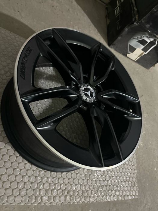 Оригинальные диски Mercedes AMG R20