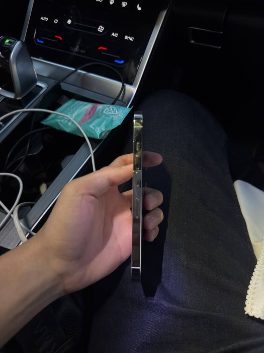 Продам iPhone 13 Pro айфон 13 про