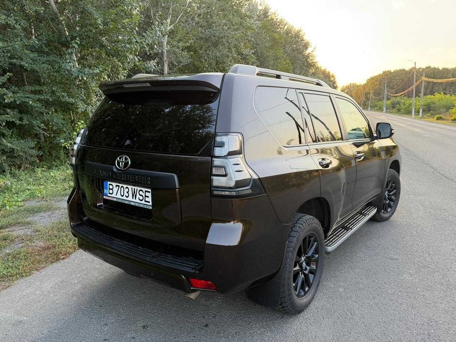 TOYOTA Land Cruiser 2023 — imagine 4