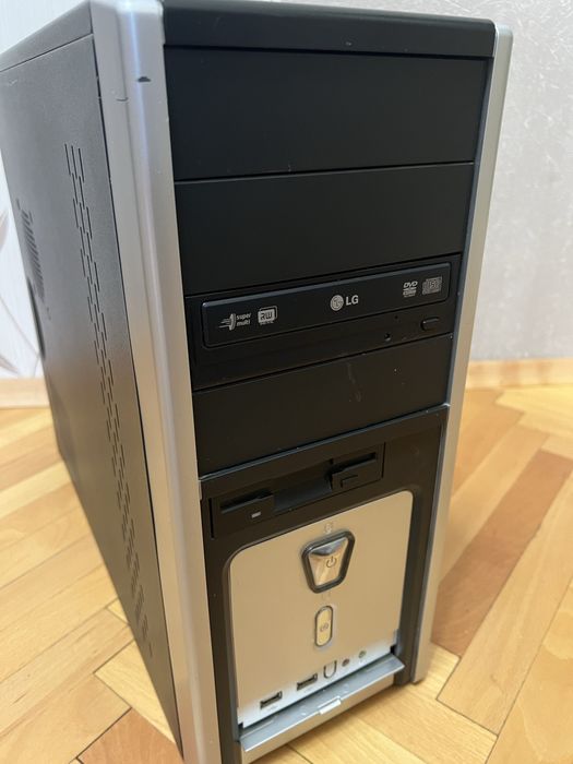 Геймърски компютър GTA 5 ,i5 16GB RAM