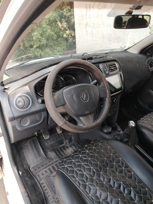 Продам а,м рено логан