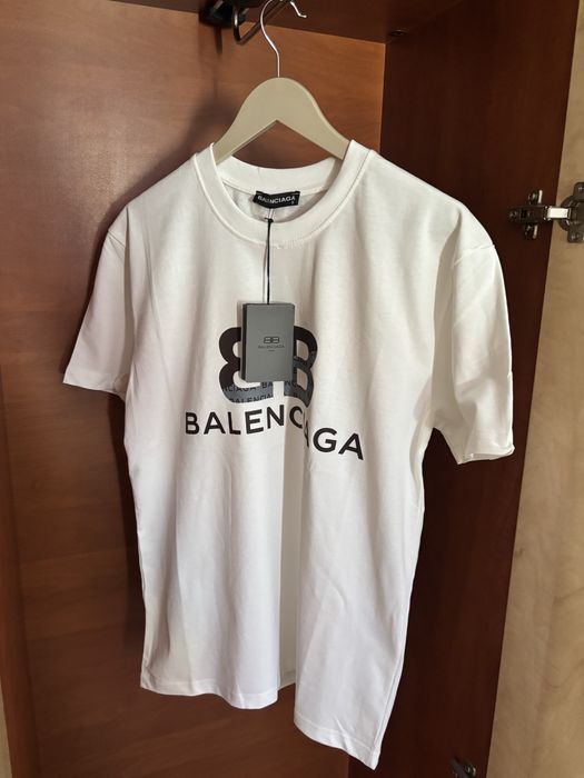 Vând tricou de bărbați