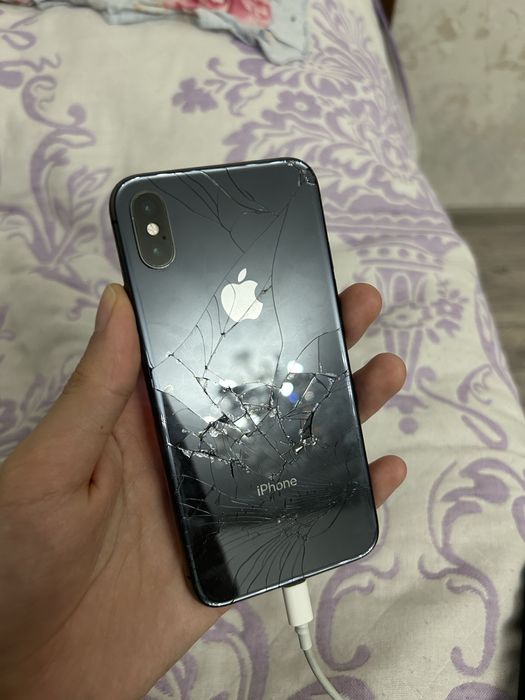 Продаю iPhone X 64 гб