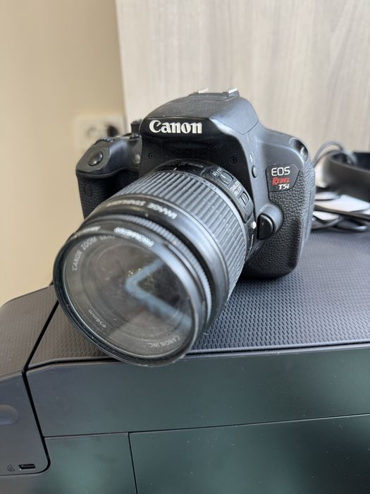 Cannon EOS Rebel T5