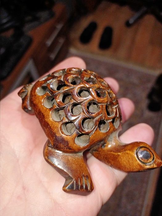 Продам сувенирные черепахи