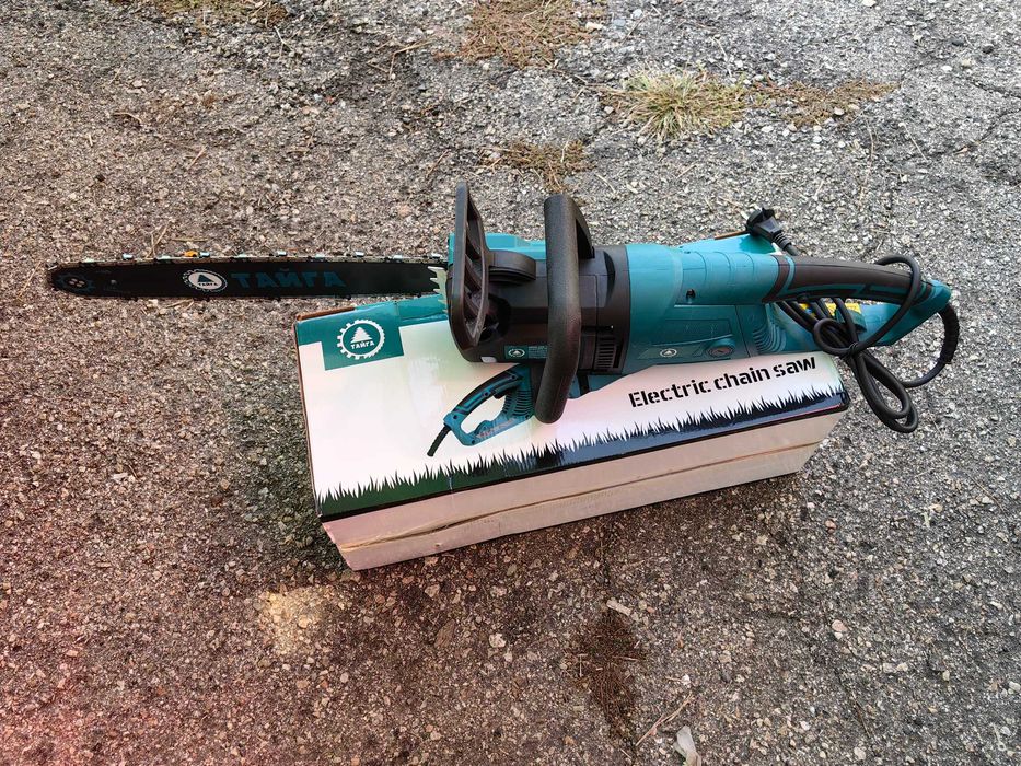 Електрическа резачка Тайга 1800/2300W