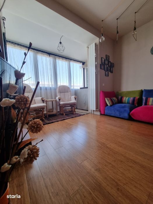 3 camere semidecomandat, spatios si luminos - Vatra Luminoasa