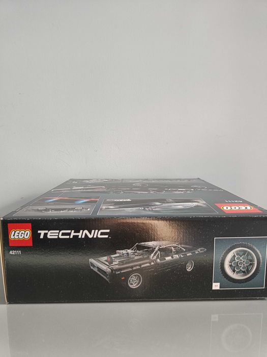 LEGO 42111 Technic - Dom's Dodge Charger F&F
