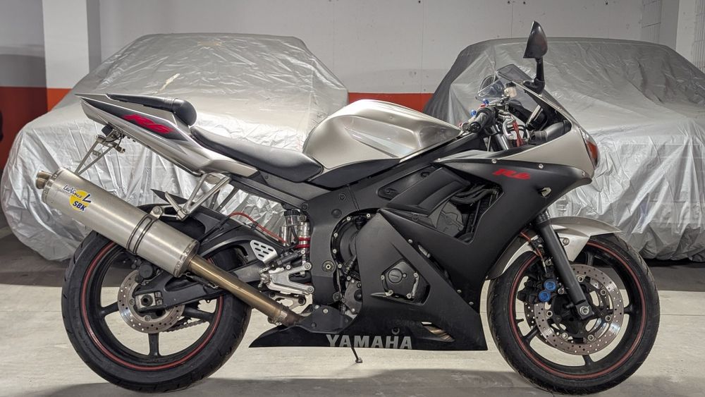 Yamaha R6 - YZF 600