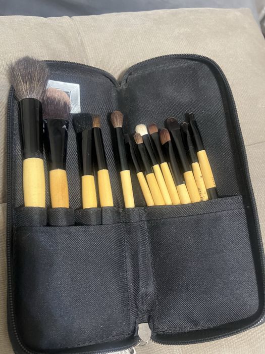 Кисти для макияжа Bobbi Brown