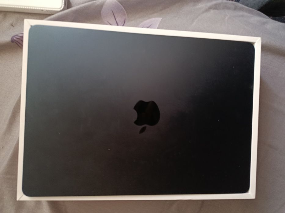 MacBook air 13 m2 2024