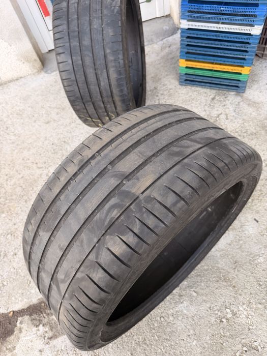 Pirelli P Zero 275/35/R22 -315/30/R22